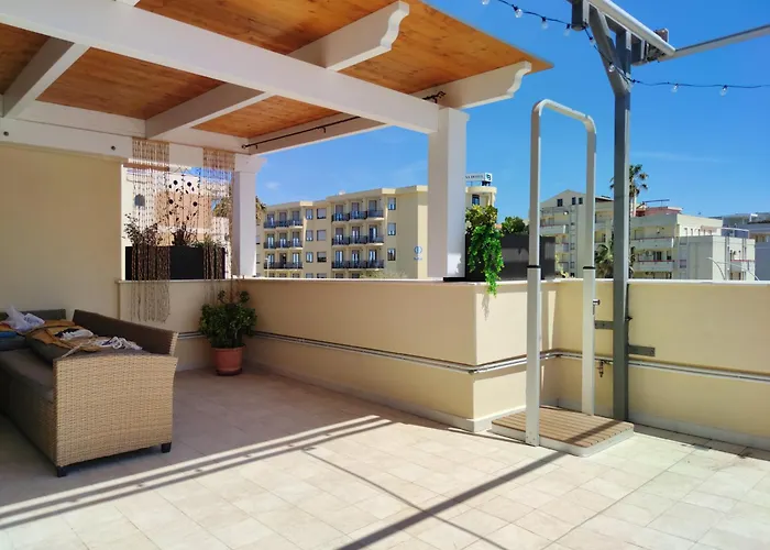 Pavoncelle Holidays Home